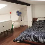 Warm Bright Apartment In Paris 14Th District